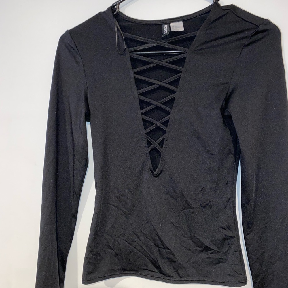 Criss cross top